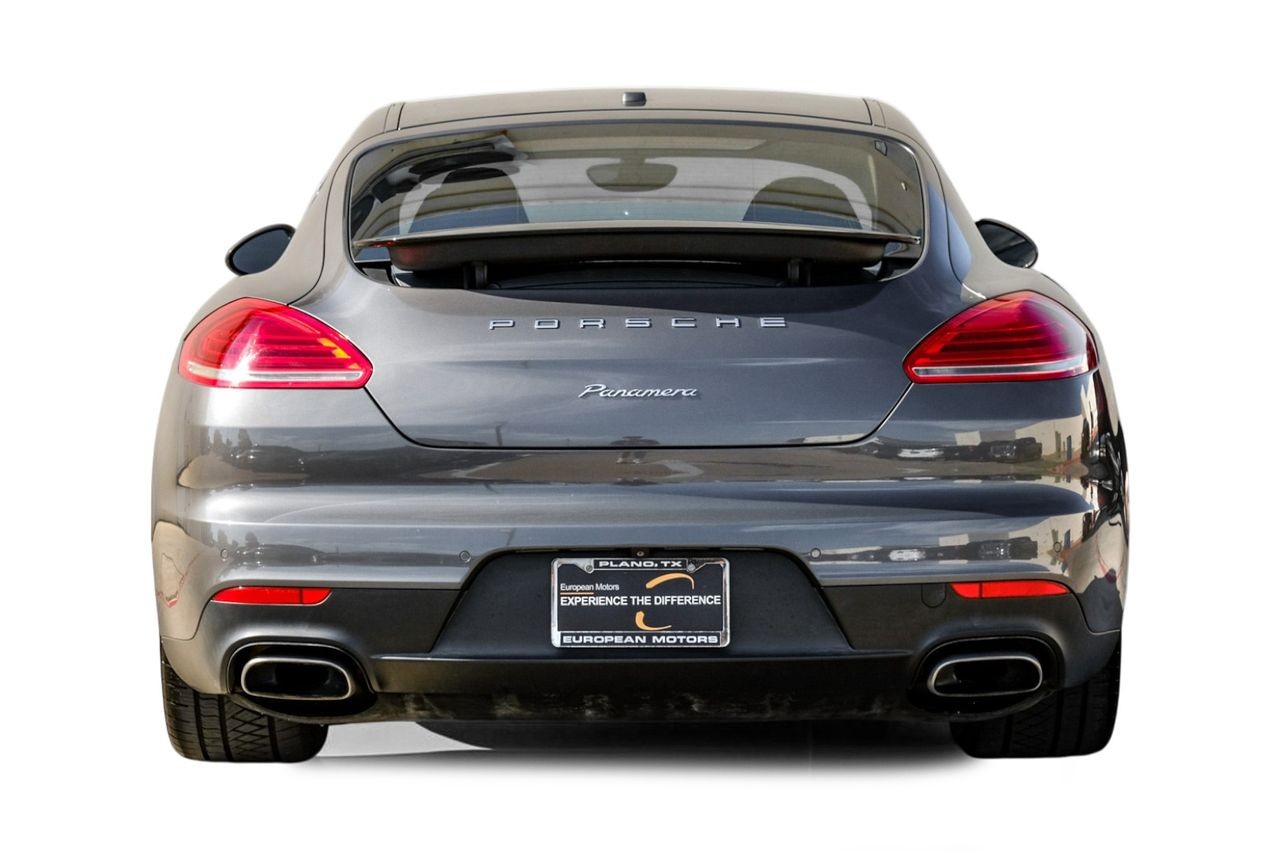 Porsche Panamera Vehicle Main Gallery Image 10