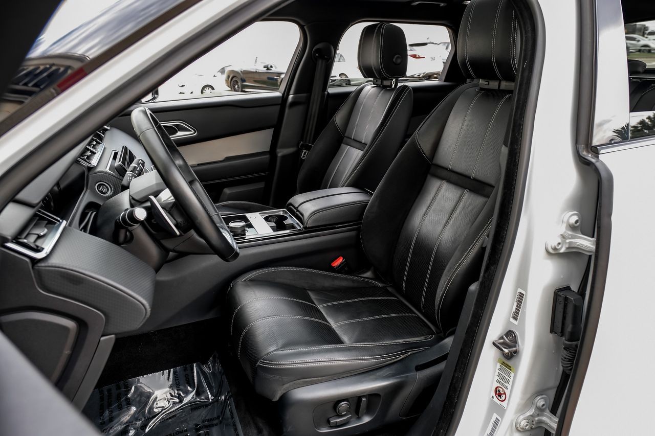 Land Rover Range Rover Velar Vehicle Main Gallery Image 34