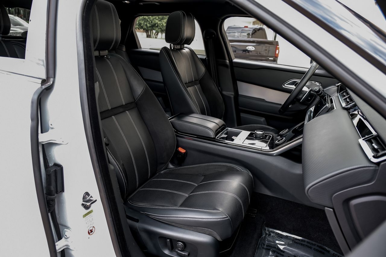 Land Rover Range Rover Velar Vehicle Main Gallery Image 36