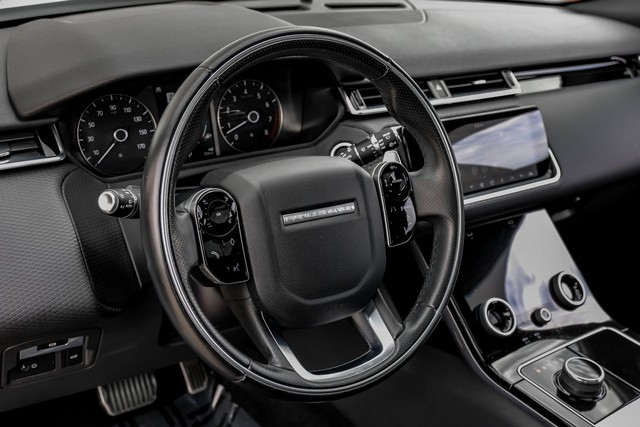 Land Rover Range Rover Velar Vehicle Main Gallery Image 18