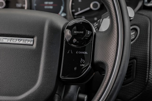 Land Rover Range Rover Velar Vehicle Main Gallery Image 21