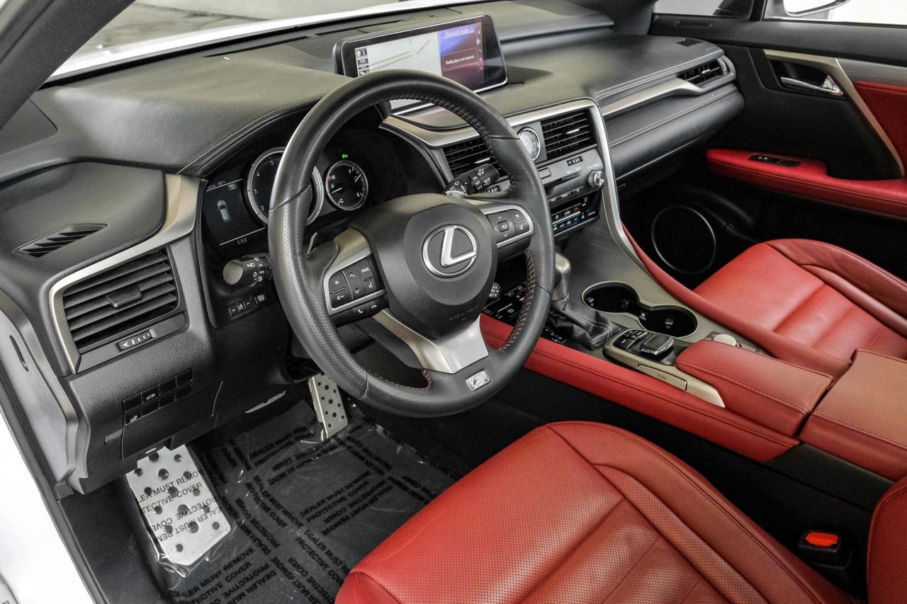 Lexus RX 350 Vehicle Main Gallery Image 03