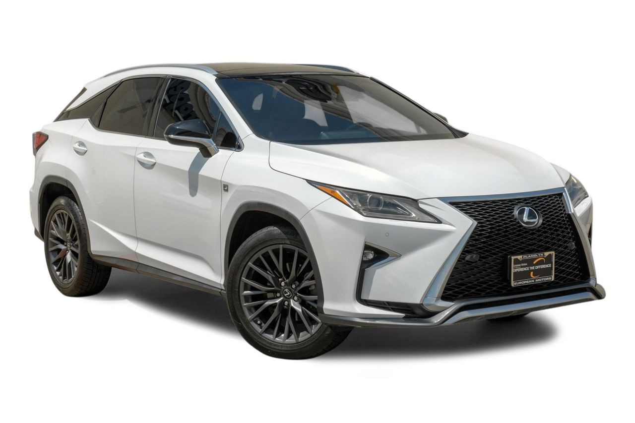 Lexus RX 350 Vehicle Main Gallery Image 06
