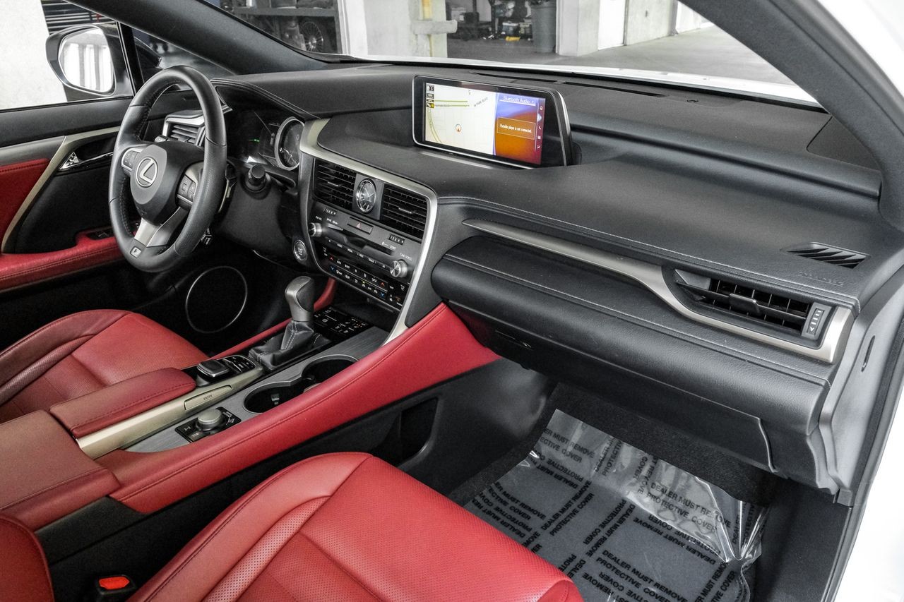 Lexus RX 350 Vehicle Main Gallery Image 12
