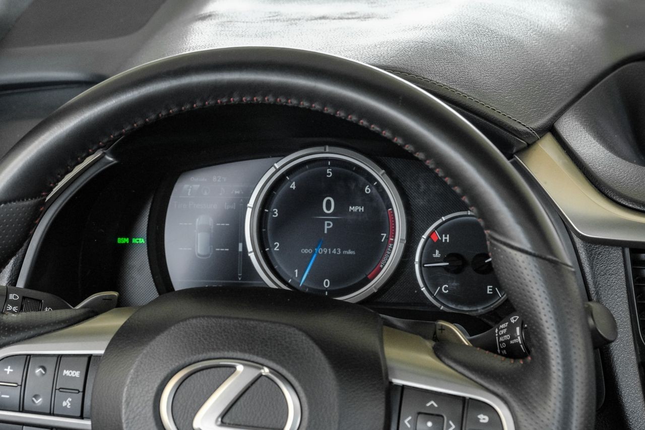 Lexus RX 350 Vehicle Main Gallery Image 19