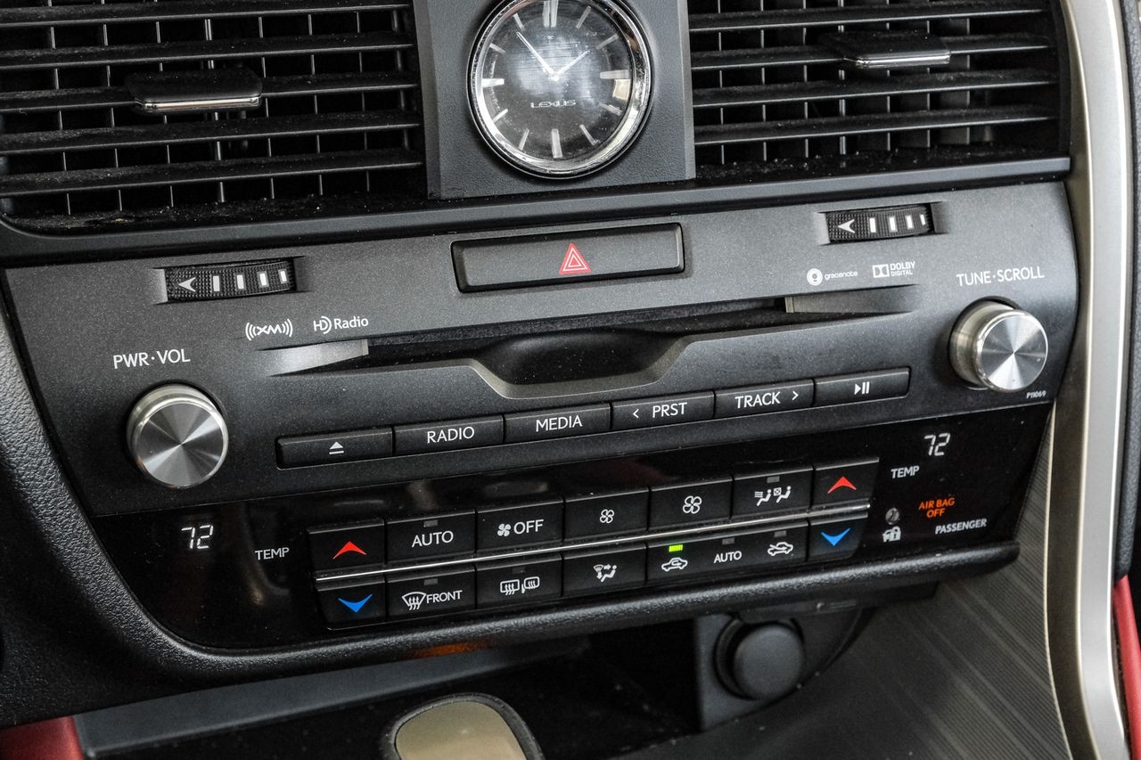 Lexus RX 350 Vehicle Main Gallery Image 34