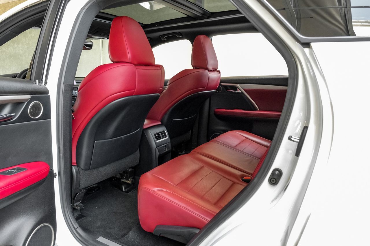 Lexus RX 350 Vehicle Main Gallery Image 47