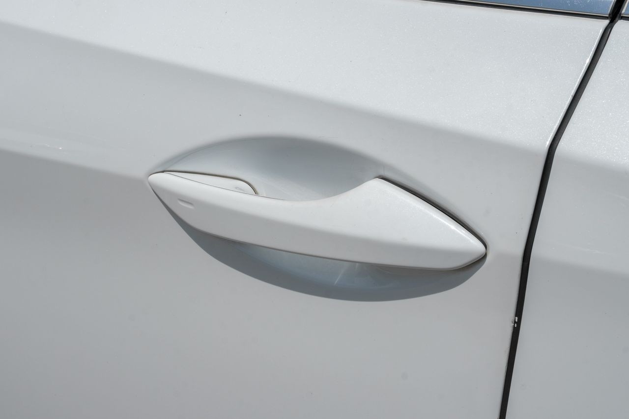 Lexus RX 350 Vehicle Main Gallery Image 49