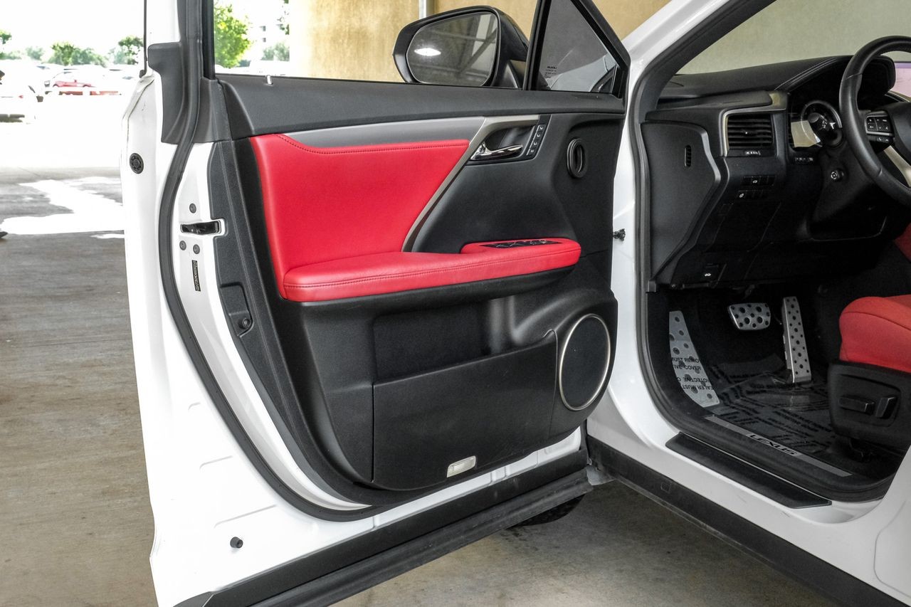 Lexus RX 350 Vehicle Main Gallery Image 51