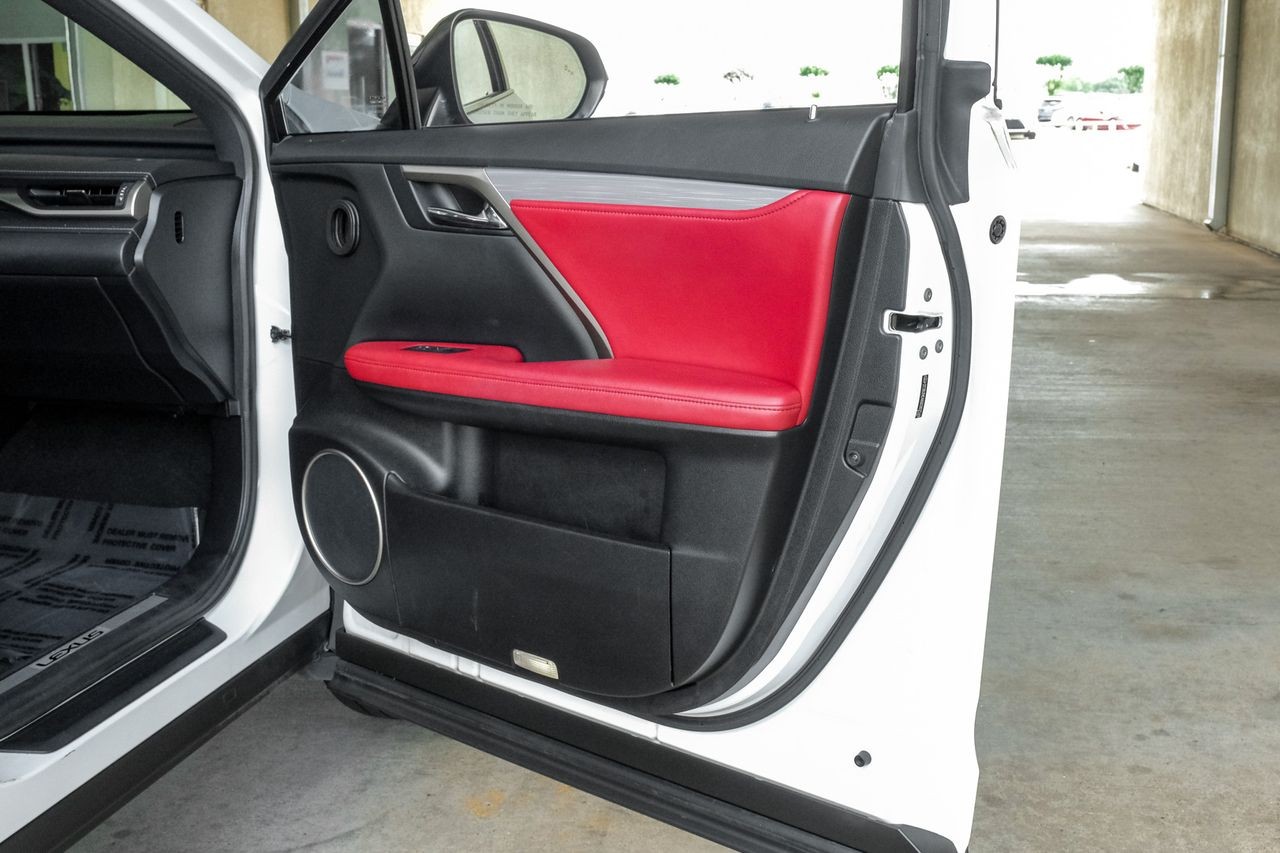 Lexus RX 350 Vehicle Main Gallery Image 54