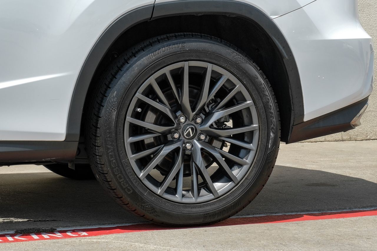 Lexus RX 350 Vehicle Main Gallery Image 68