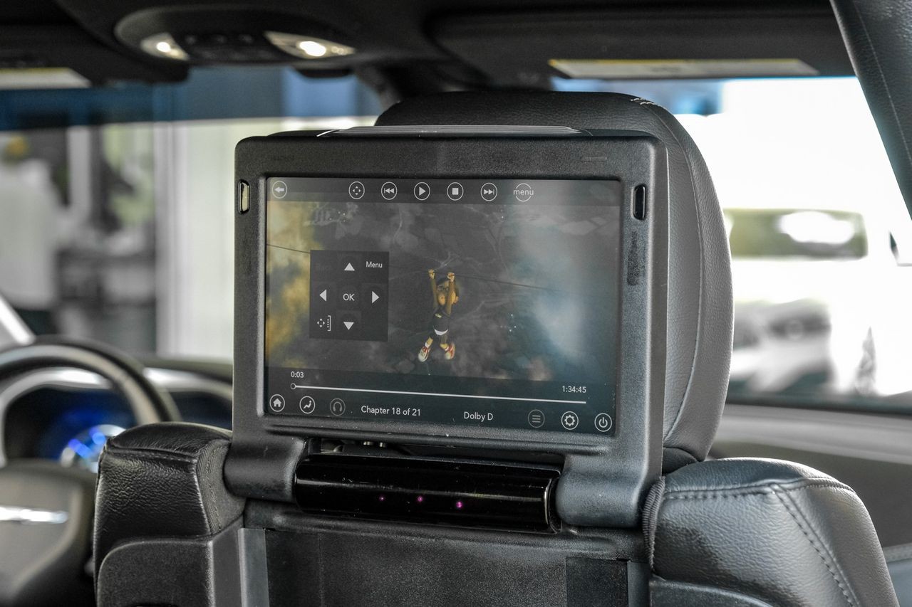 Chrysler Pacifica Vehicle Main Gallery Image 47