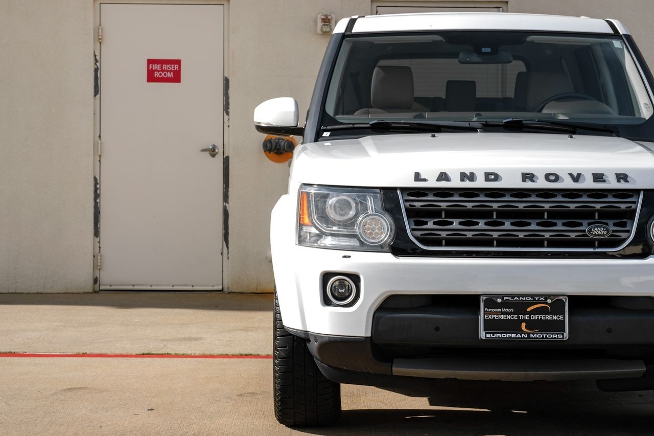 Land Rover LR4 Vehicle Main Gallery Image 45