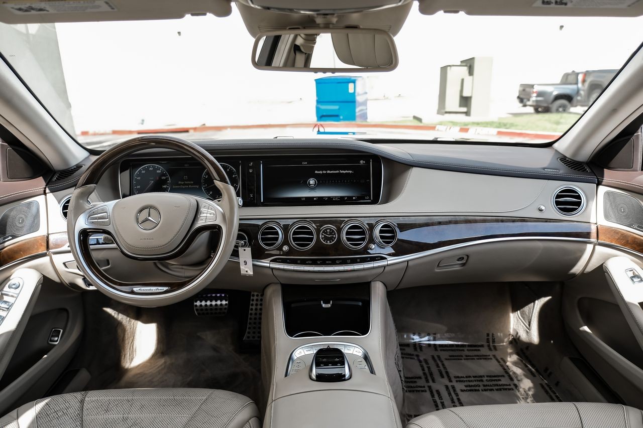 Mercedes-Benz S-Class Vehicle Main Gallery Image 14