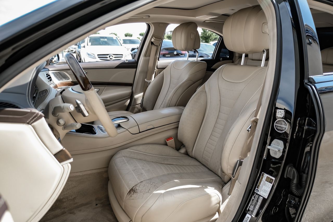 Mercedes-Benz S-Class Vehicle Main Gallery Image 32
