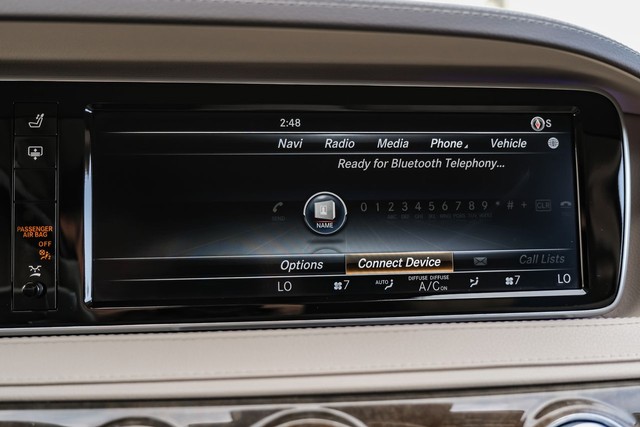 Mercedes-Benz S-Class Vehicle Main Gallery Image 30