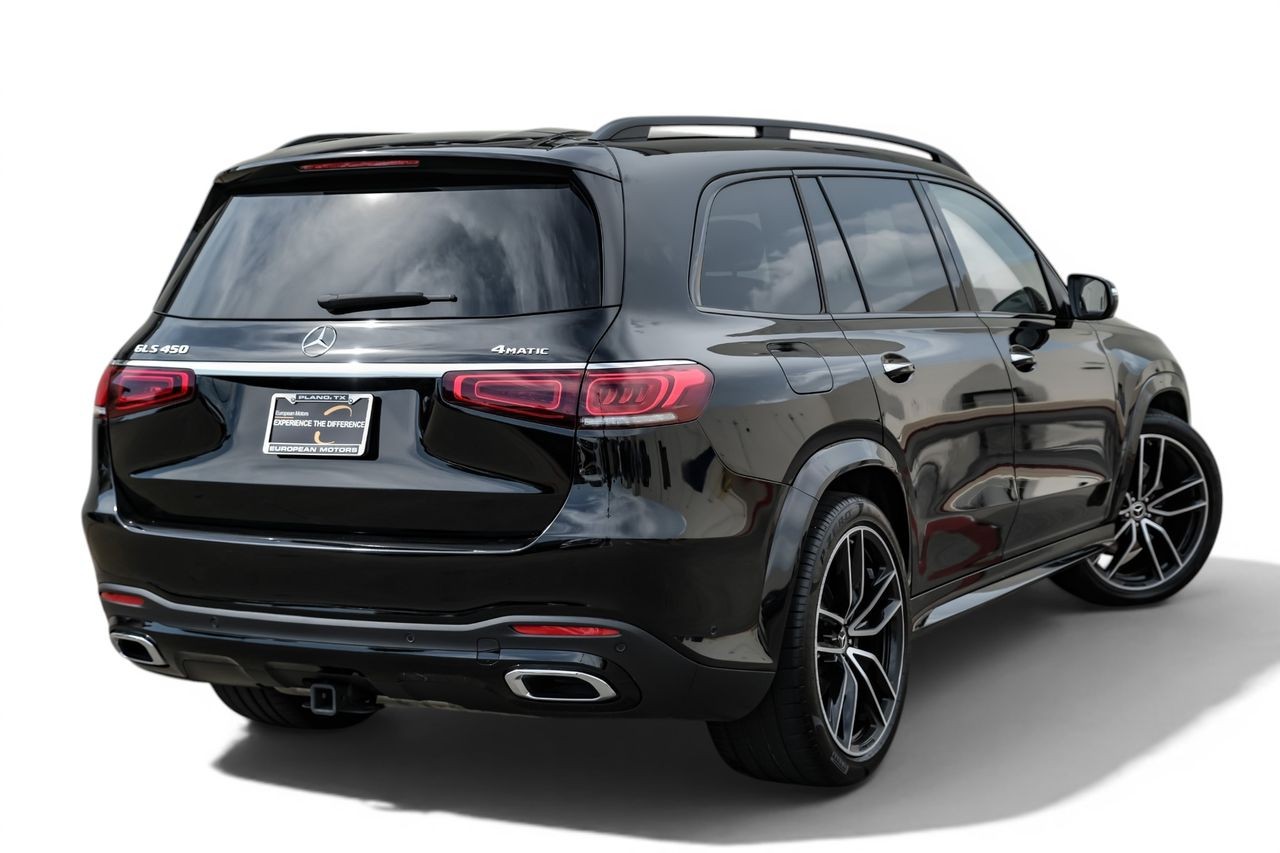 Mercedes-Benz GLS Vehicle Main Gallery Image 09