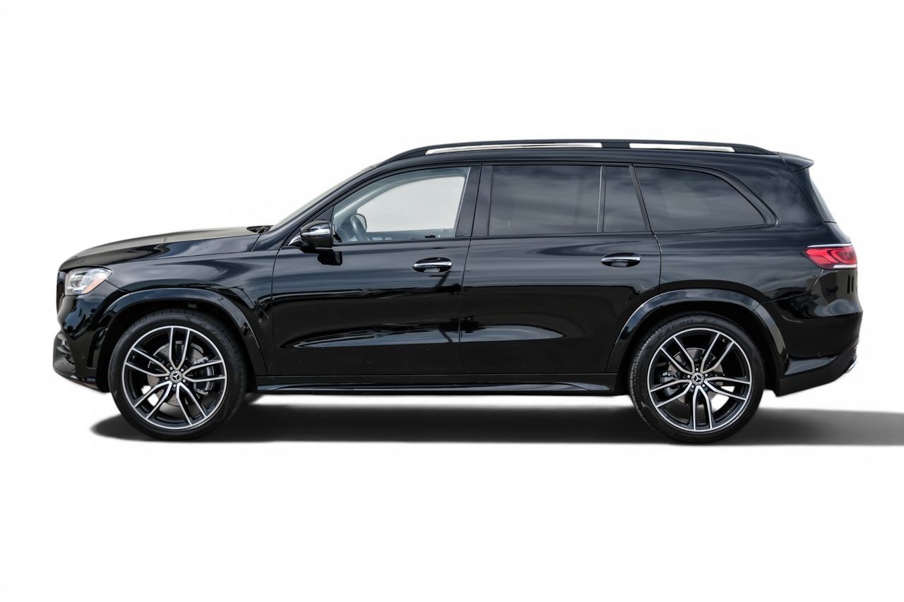 Mercedes-Benz GLS Vehicle Main Gallery Image 12
