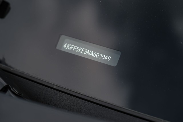 Mercedes-Benz GLS Vehicle Main Gallery Image 49