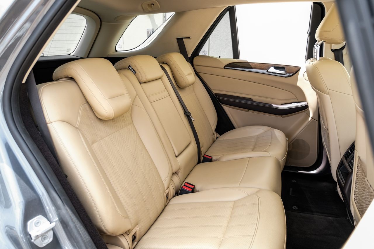Mercedes-Benz GLE Vehicle Main Gallery Image 33