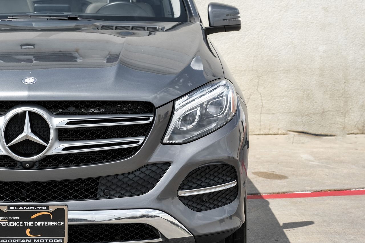 Mercedes-Benz GLE Vehicle Main Gallery Image 44