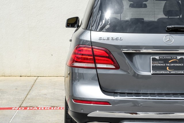 Mercedes-Benz GLE Vehicle Main Gallery Image 45