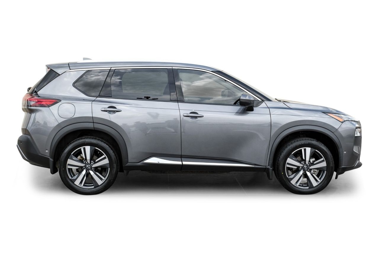 Nissan Rogue Vehicle Main Gallery Image 08