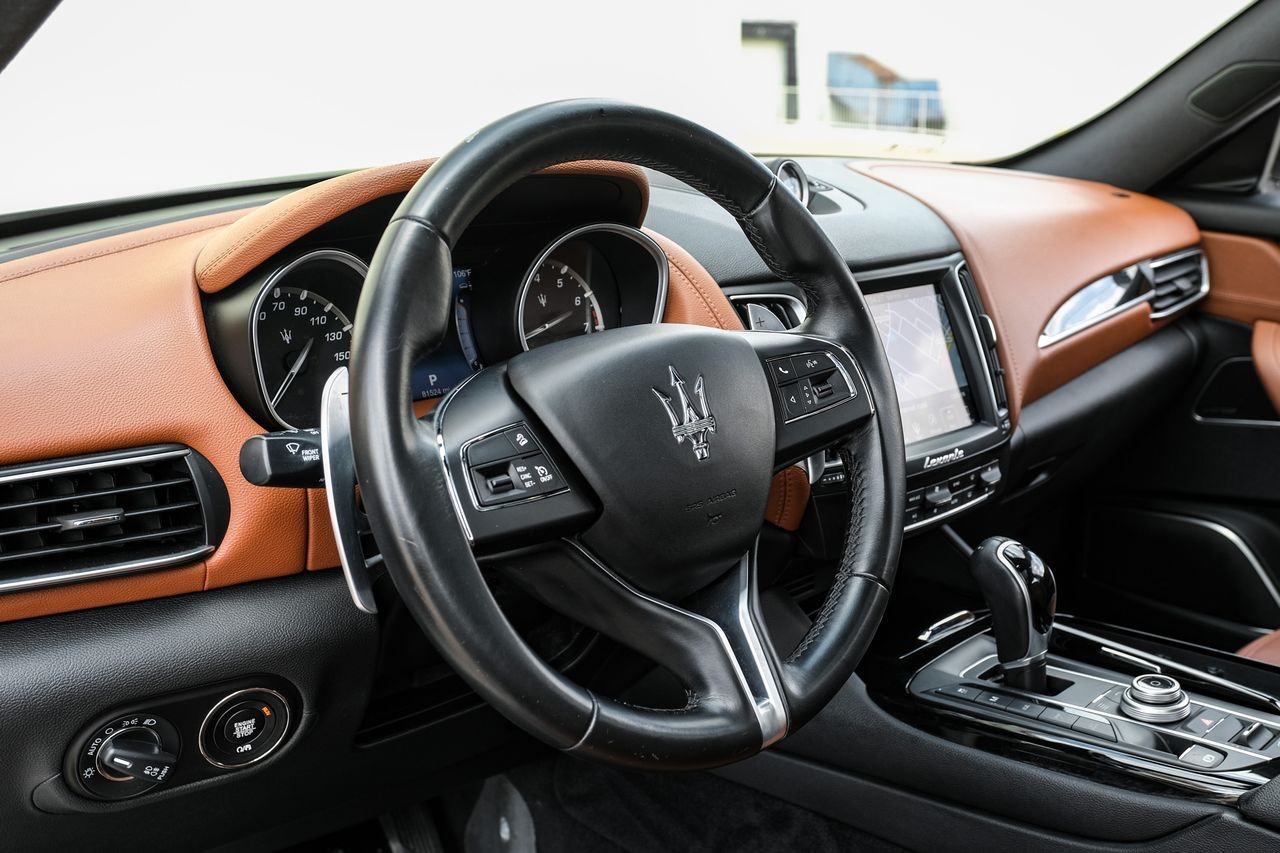 Maserati Levante Vehicle Main Gallery Image 14
