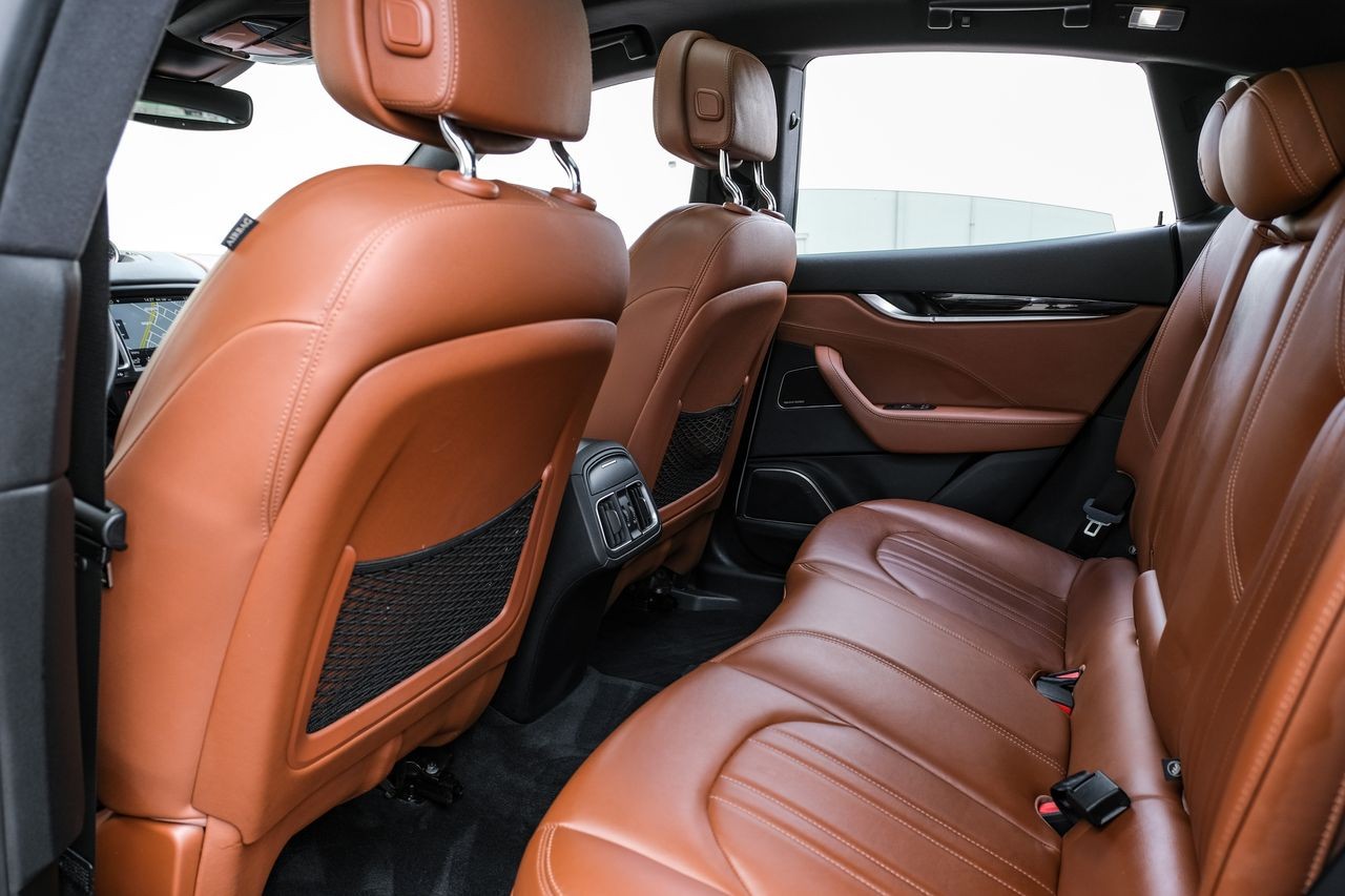 Maserati Levante Vehicle Main Gallery Image 36