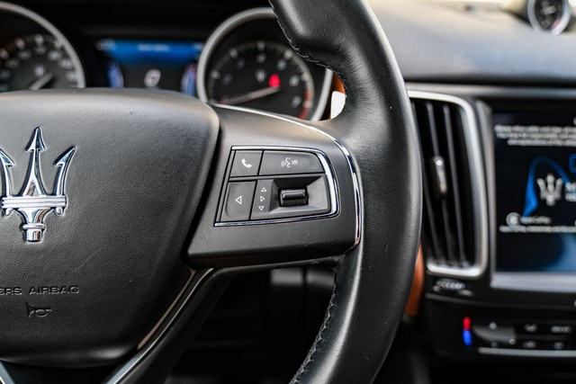 Maserati Levante Vehicle Main Gallery Image 16