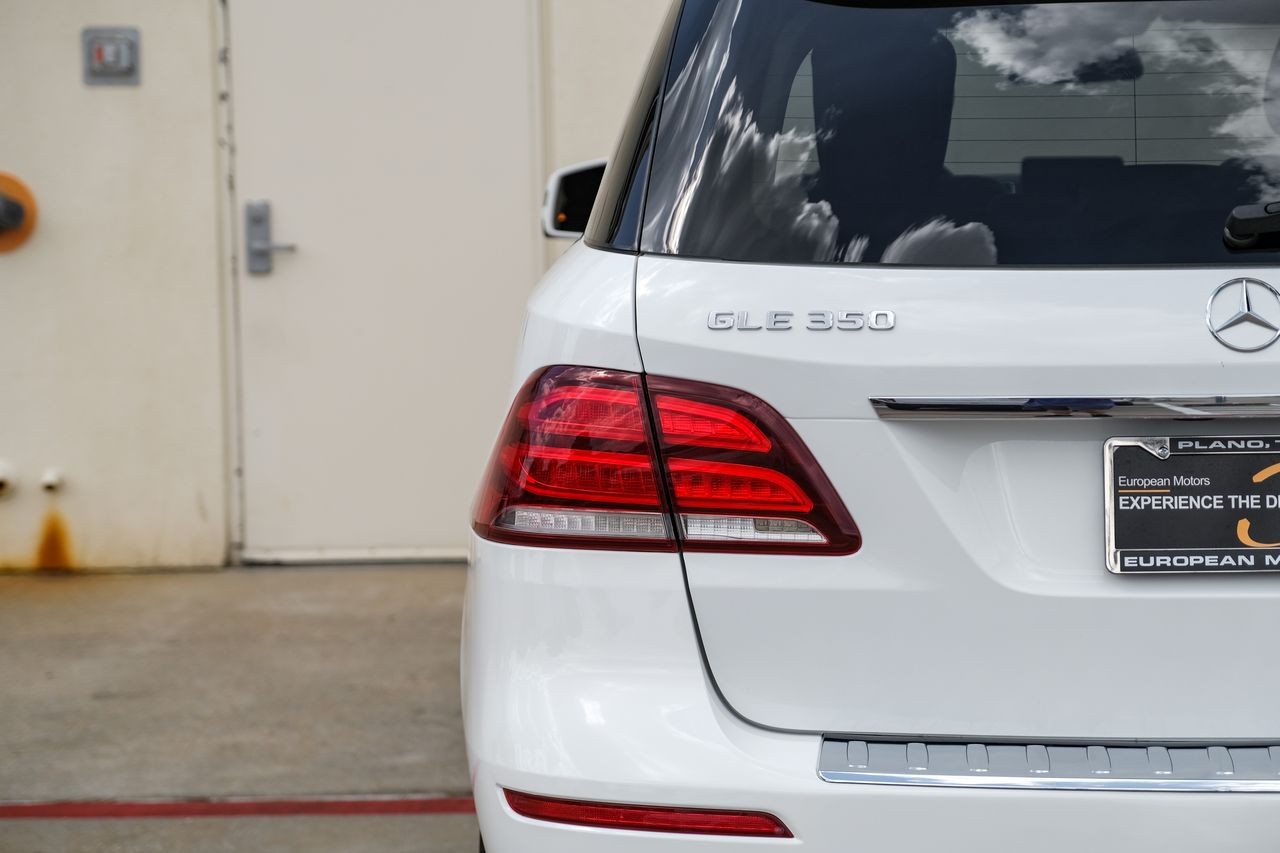 Mercedes-Benz GLE Vehicle Main Gallery Image 48