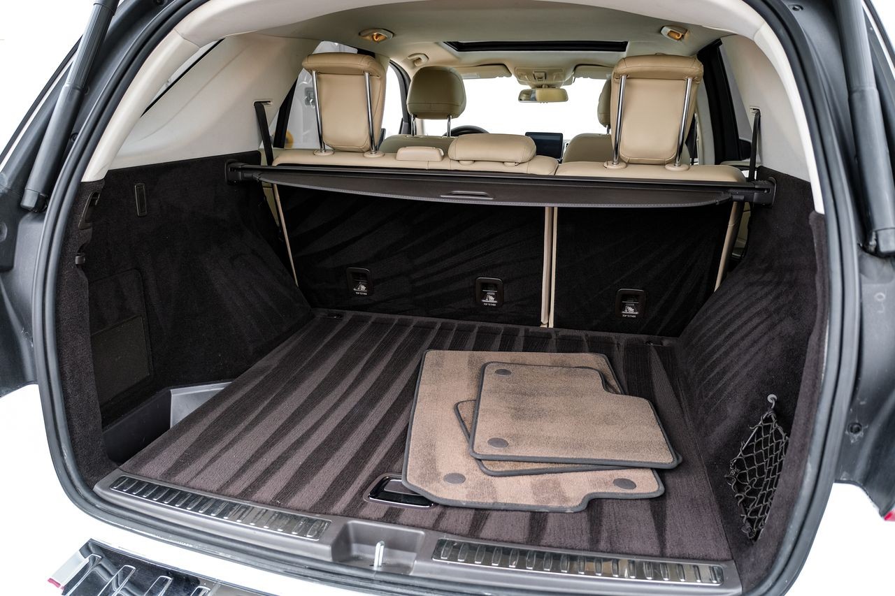 Mercedes-Benz GLE Vehicle Main Gallery Image 49