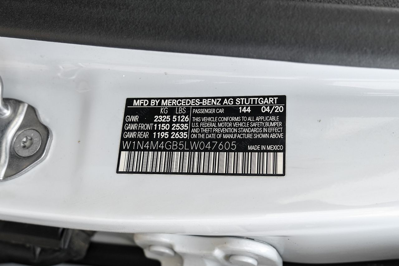 Mercedes-Benz GLB Vehicle Main Gallery Image 56