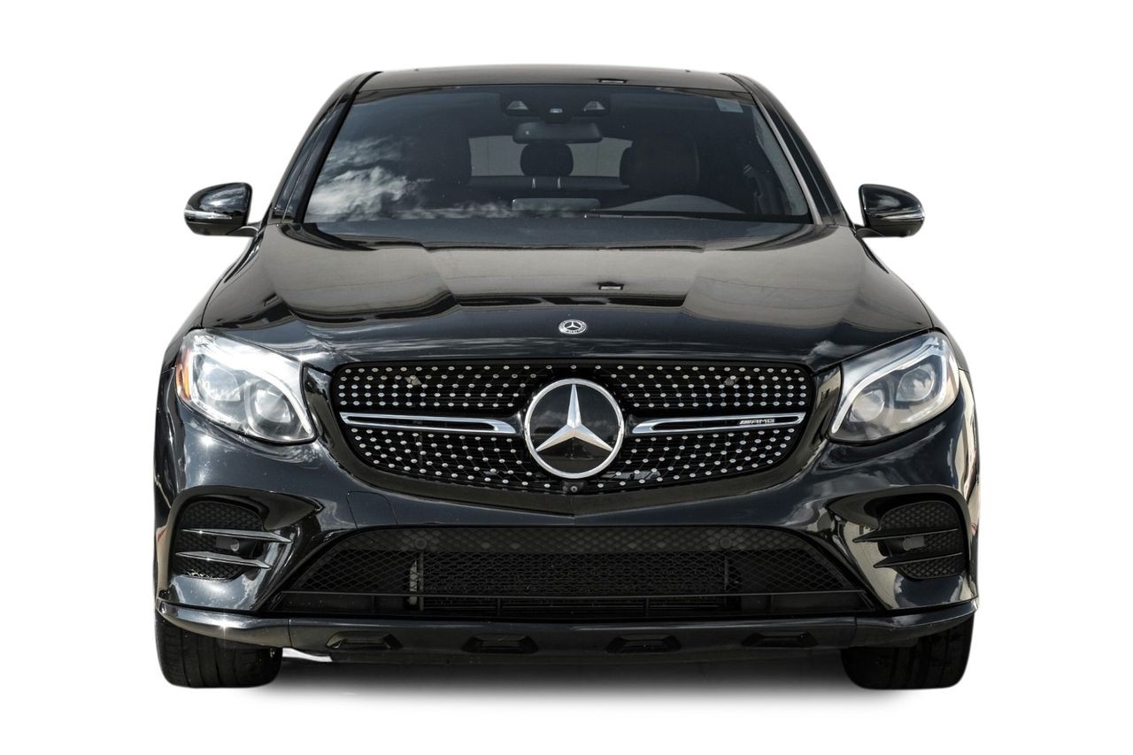 Mercedes-Benz GLC Vehicle Main Gallery Image 06