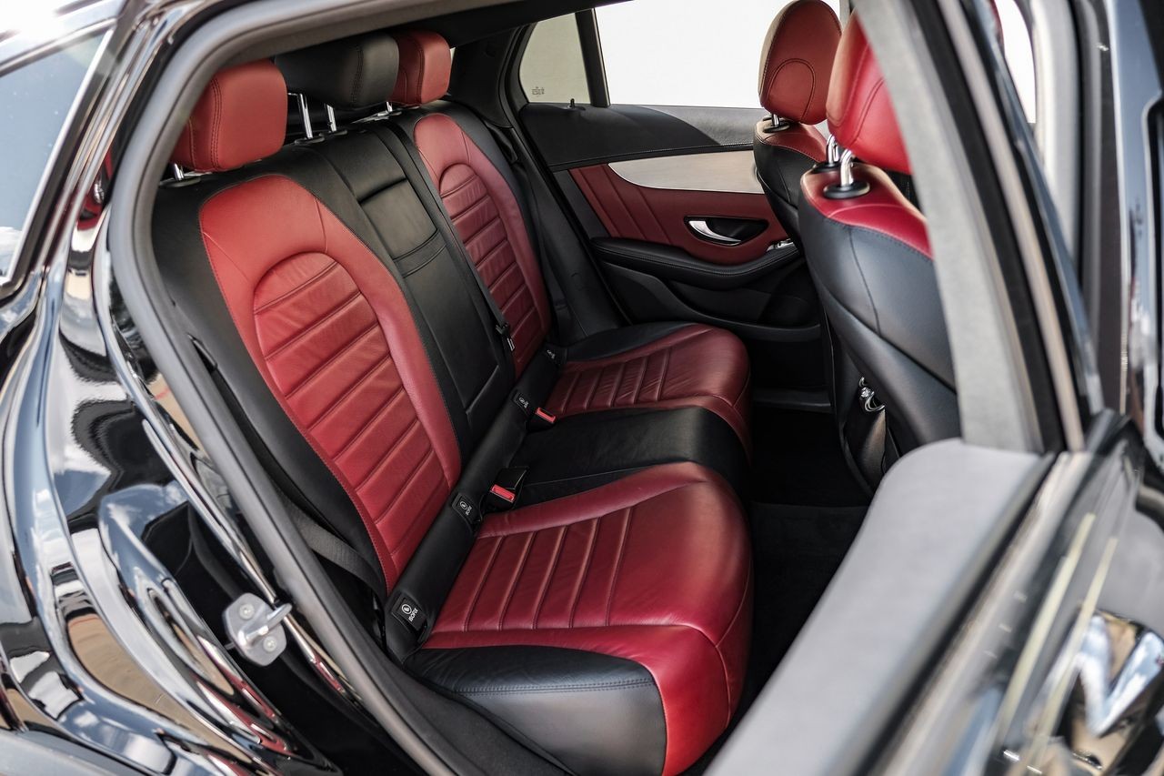 Mercedes-Benz GLC Vehicle Main Gallery Image 29