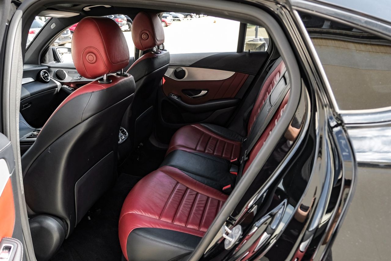 Mercedes-Benz GLC Vehicle Main Gallery Image 31