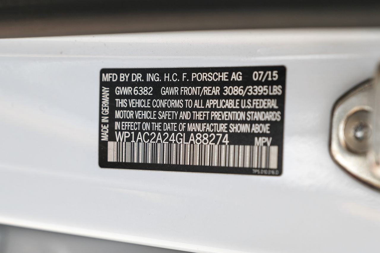 Porsche Cayenne Vehicle Main Gallery Image 53