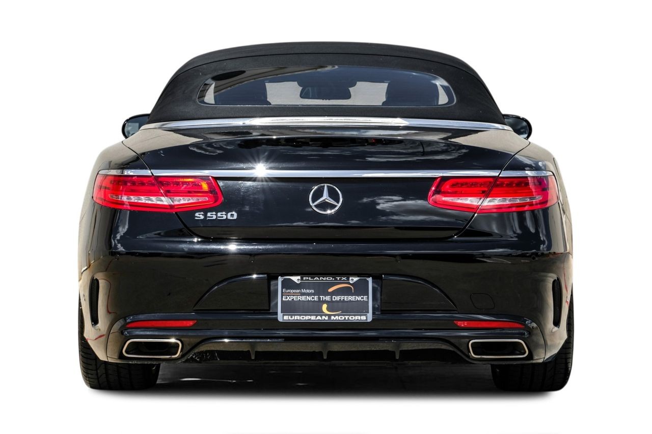 Mercedes-Benz S-Class Vehicle Main Gallery Image 11