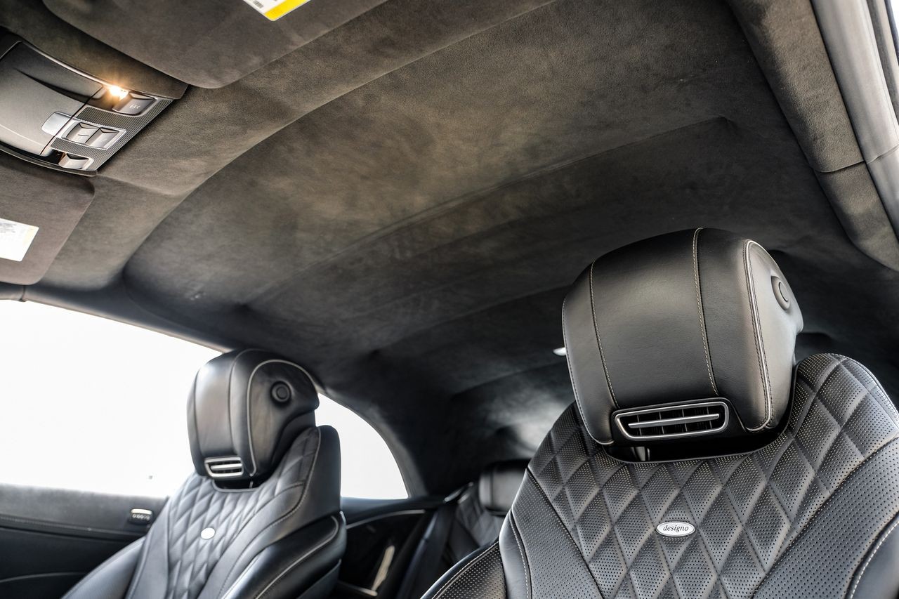 Mercedes-Benz S-Class Vehicle Main Gallery Image 33