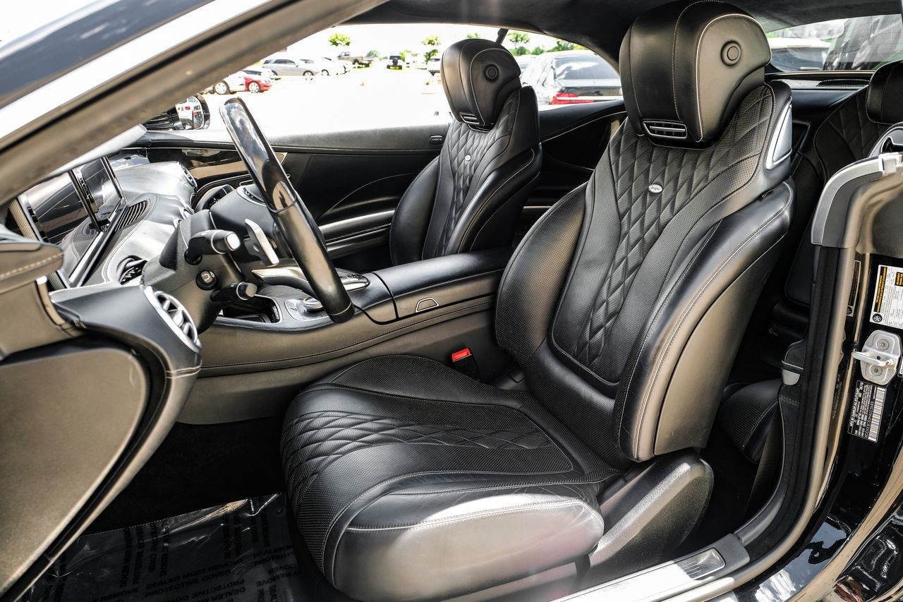 Mercedes-Benz S-Class Vehicle Main Gallery Image 34