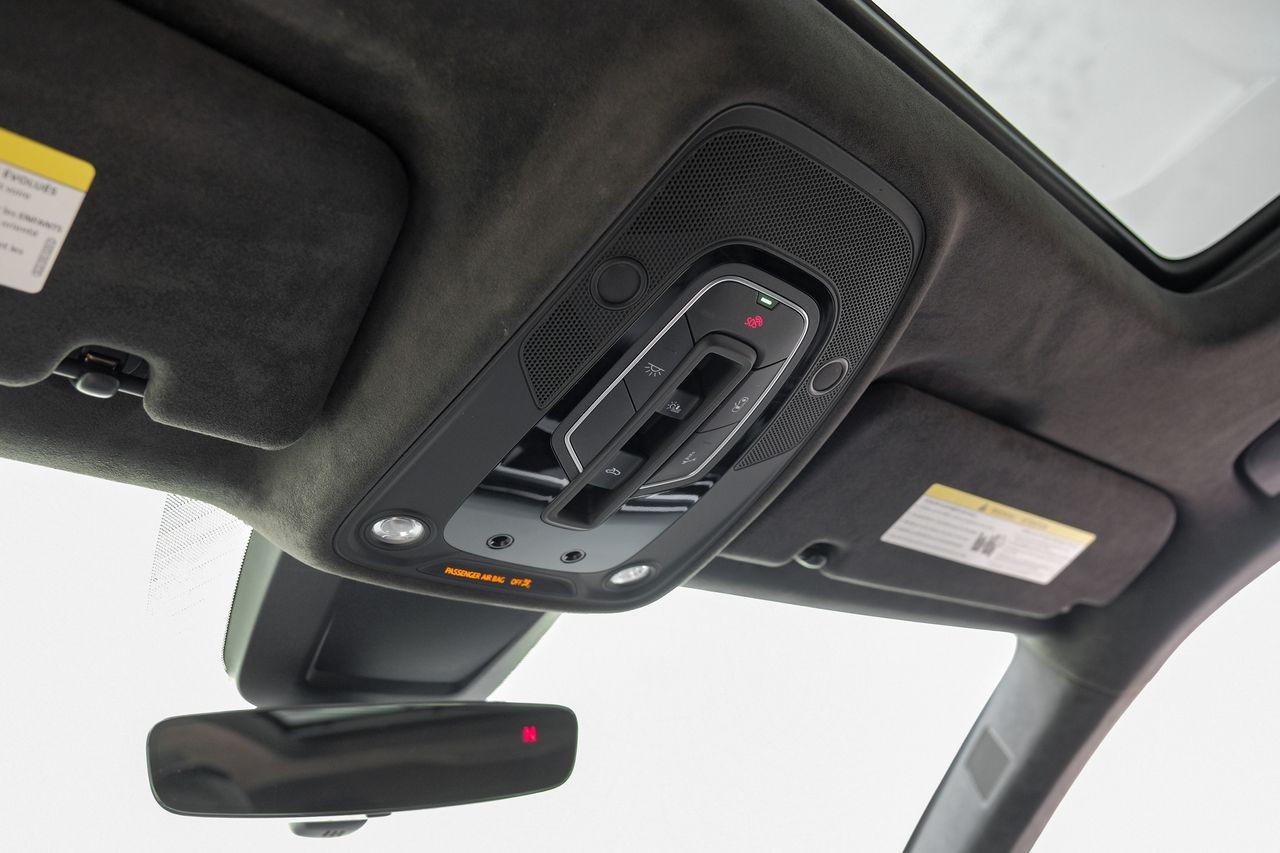 Audi Q8 Vehicle Main Gallery Image 26