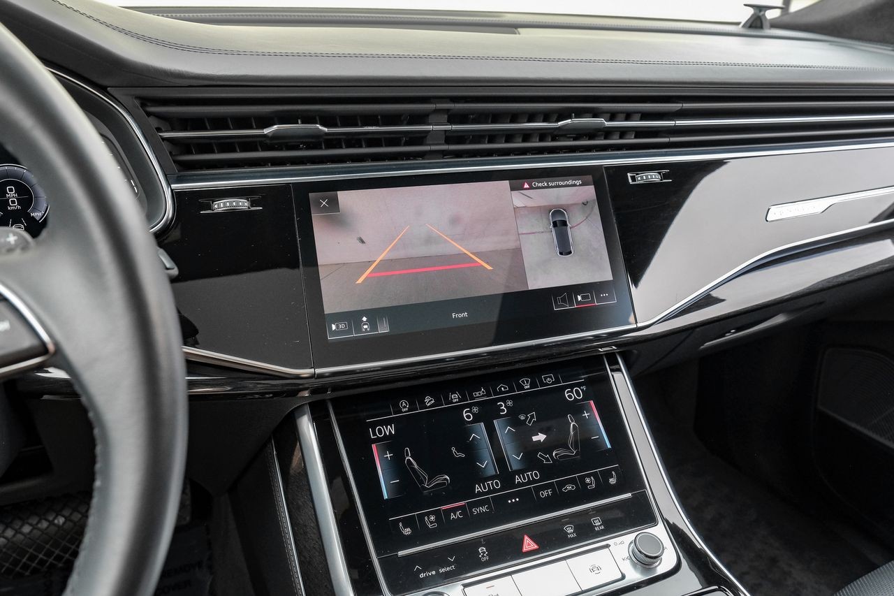 Audi Q8 Vehicle Main Gallery Image 27