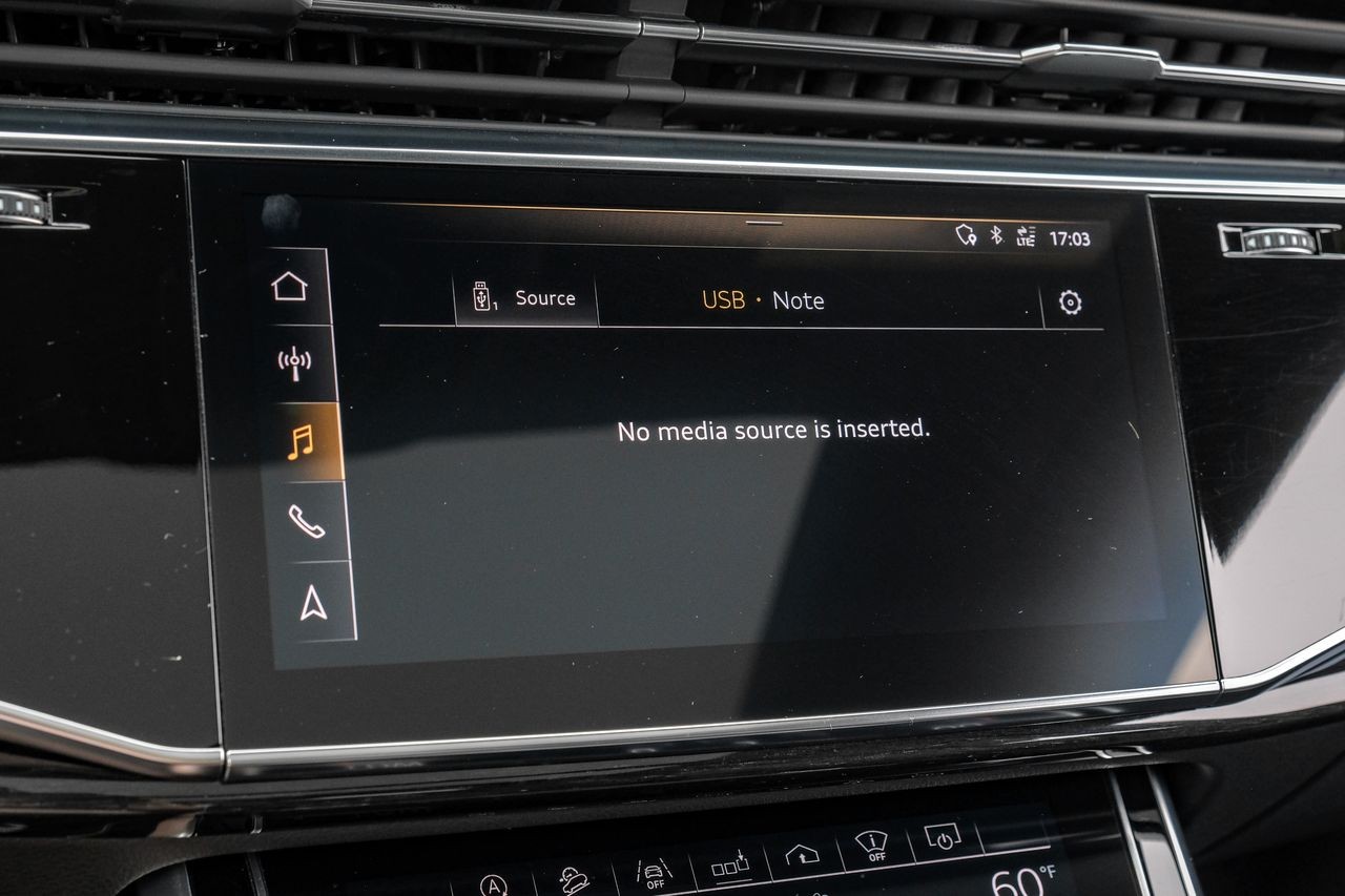 Audi Q8 Vehicle Main Gallery Image 29