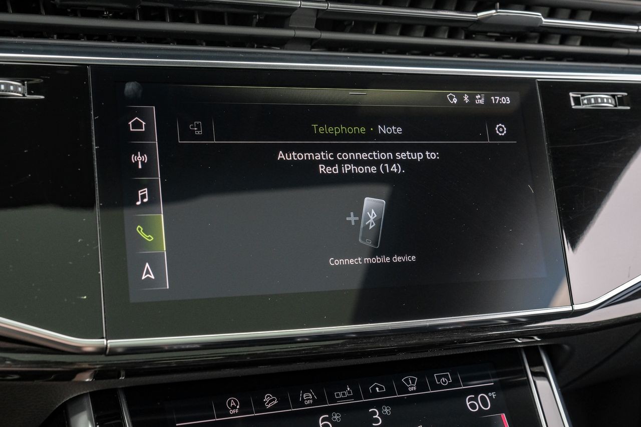 Audi Q8 Vehicle Main Gallery Image 30