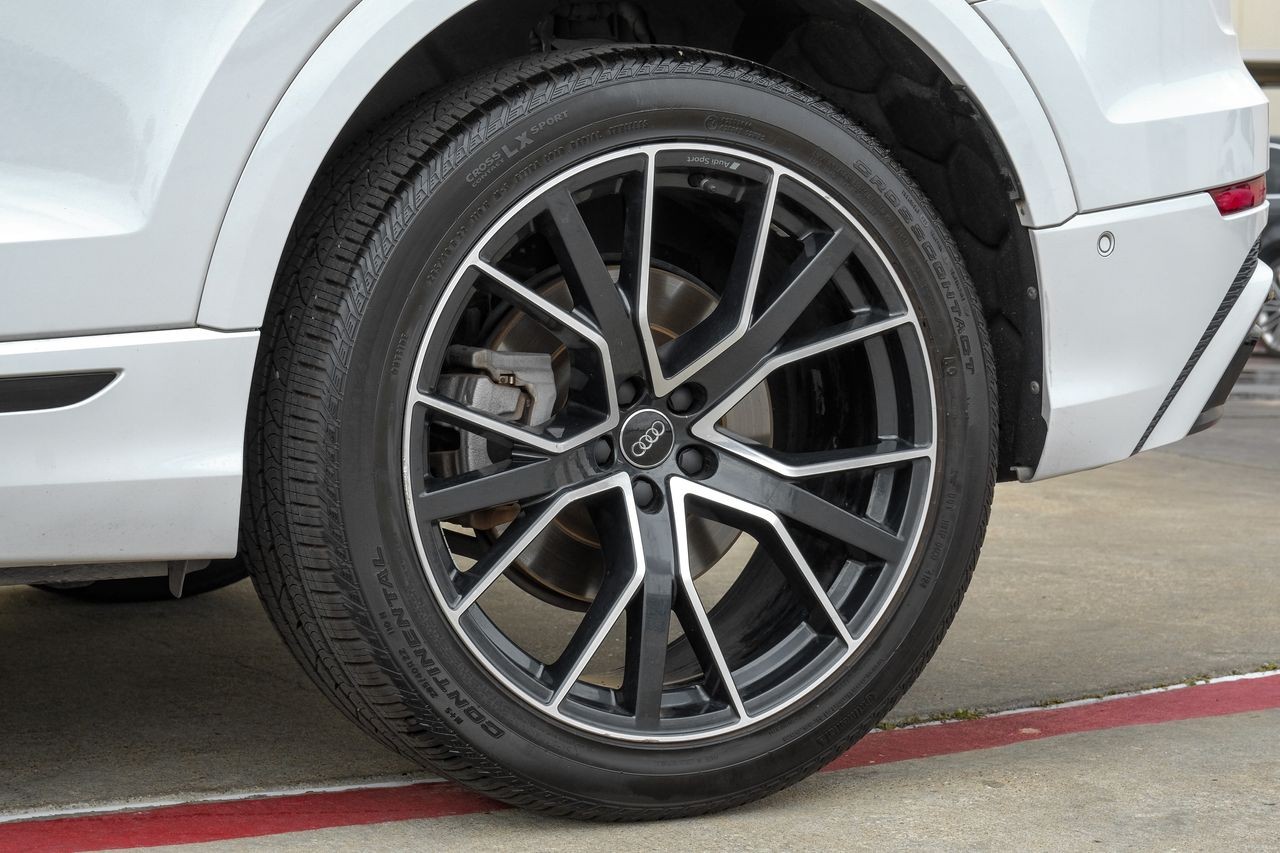 Audi Q8 Vehicle Main Gallery Image 61