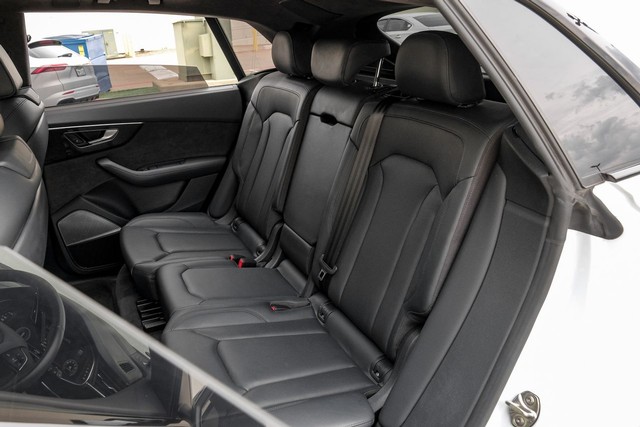 Audi Q8 Vehicle Main Gallery Image 43
