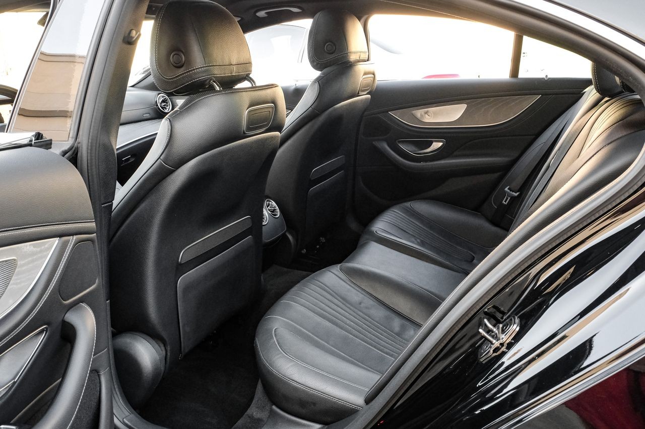 Mercedes-Benz CLS 450 Vehicle Main Gallery Image 36