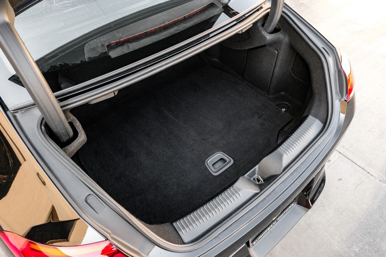 Mercedes-Benz CLS 450 Vehicle Main Gallery Image 47