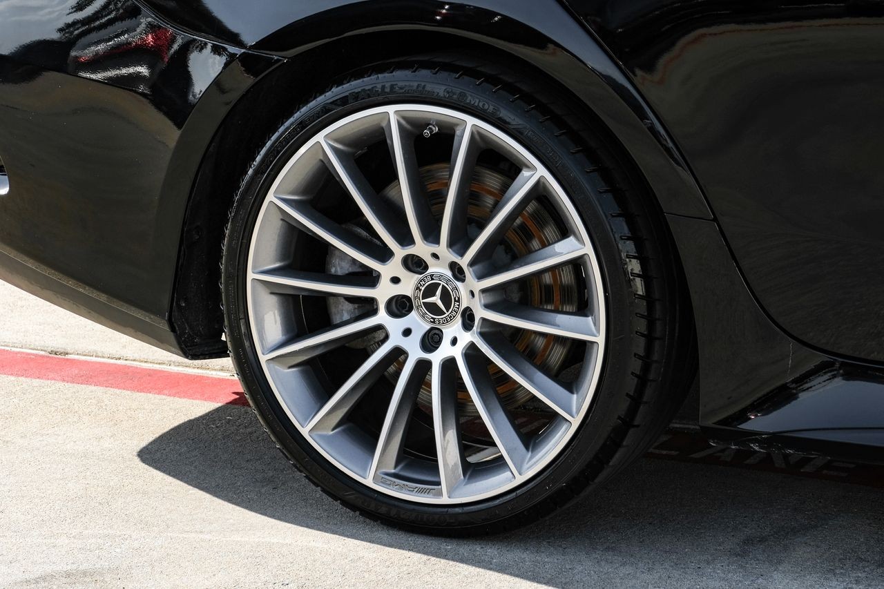 Mercedes-Benz CLS 450 Vehicle Main Gallery Image 48