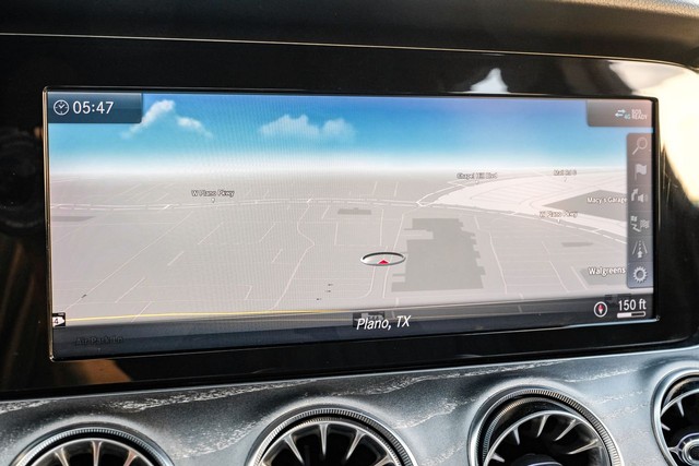 Mercedes-Benz CLS 450 Vehicle Main Gallery Image 22